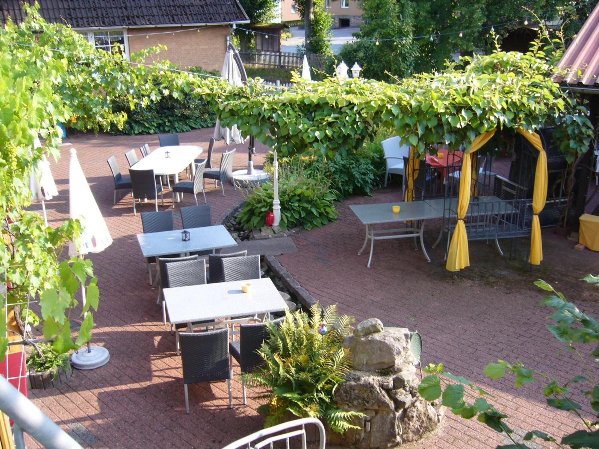 Pension Zur Harburg Hotel Uslar Exterior foto